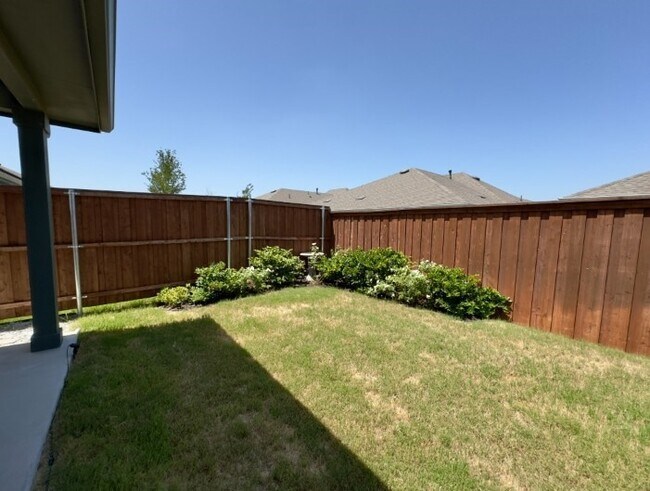 Building Photo - 11333 Pecan Crk Dr