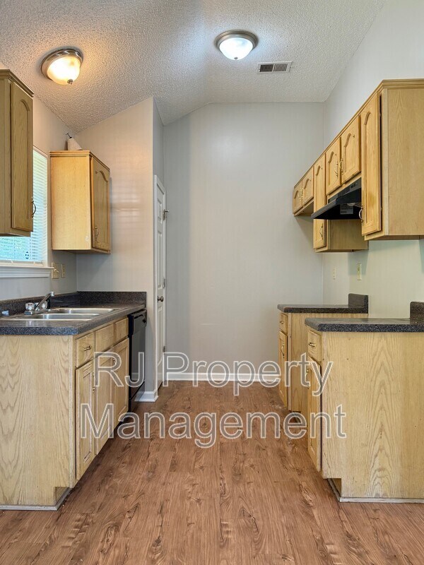 Building Photo - 4369 Pecan Creek Cir S