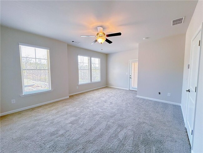 Building Photo - 2580 Mls Cmn Dr