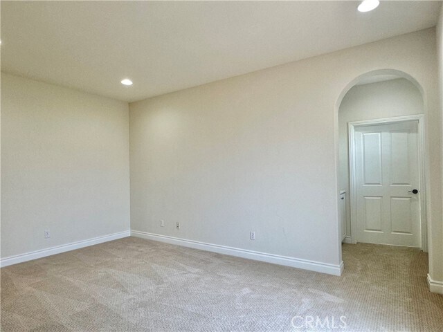 Building Photo - 50 Winding Way