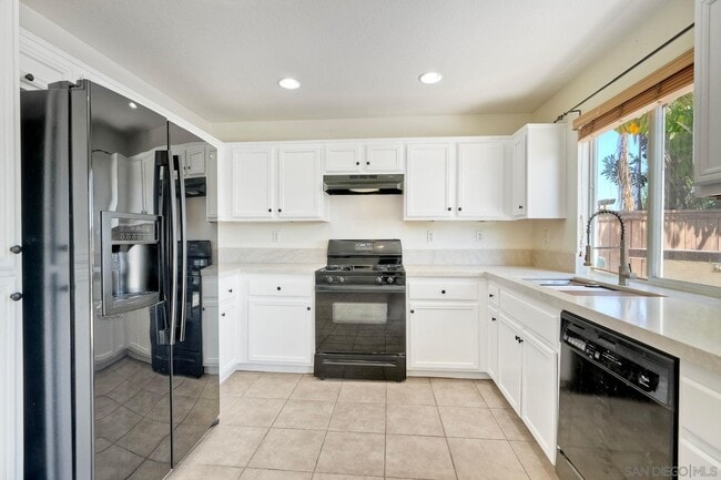 Building Photo - 4811 Ventana Way