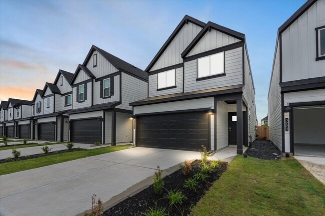 Building Photo - 3221 Rainwood Gate Dr