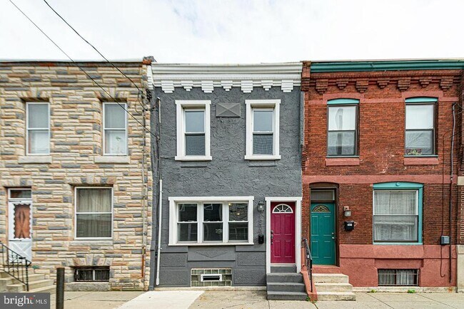 Building Photo - 1535 S Hicks St