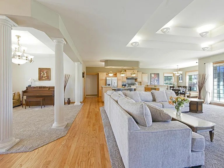 Building Photo - 1805 Red Tail Dr