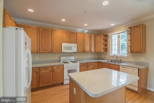 Building Photo - 18302 Bailiwick Pl