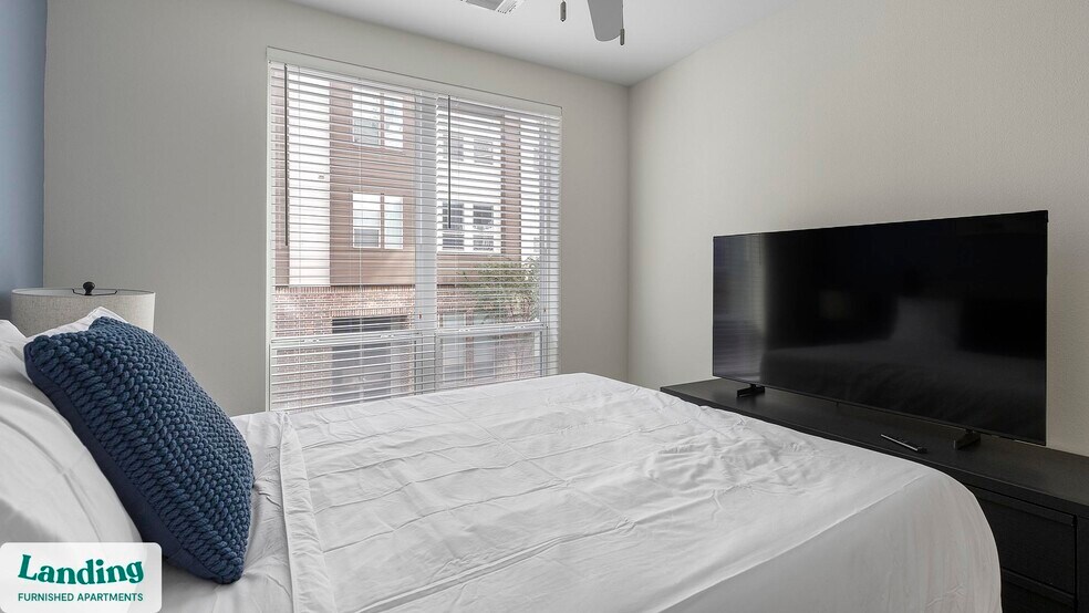 Building Photo - 401 Hemphill St