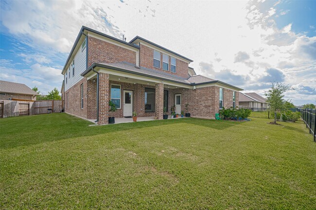 Building Photo - 1656 Daylight Lk Dr