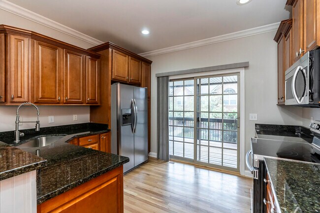 Building Photo - 3277 Beaumont Centre Cir