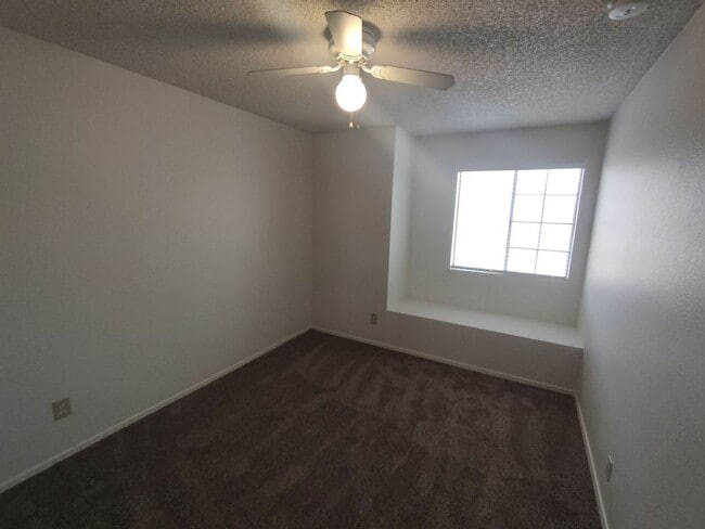 Building Photo - 5118 W Mercury Way