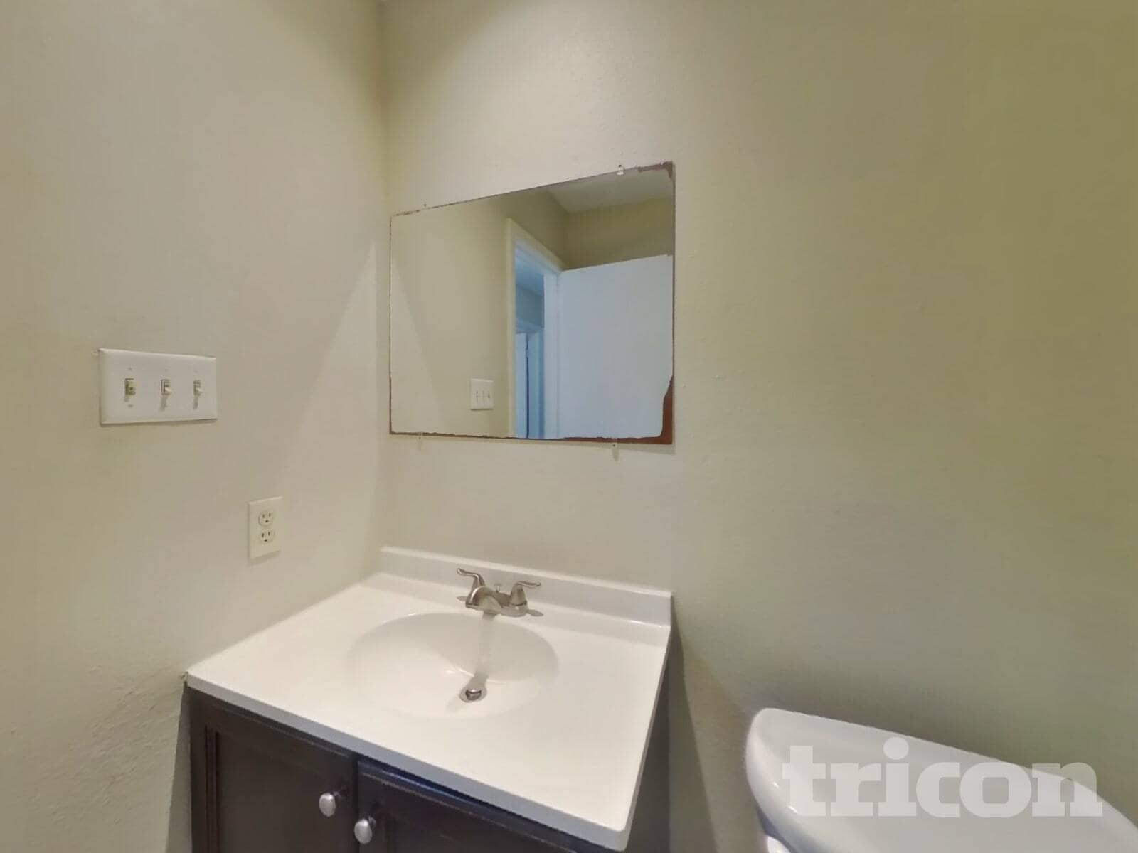 Building Photo - 10526 Kinderhook Dr