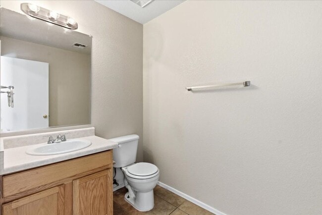Building Photo - 3 Bedroom Home in Cooper Commons Near S Cooper Rd and E Hunt Highway!