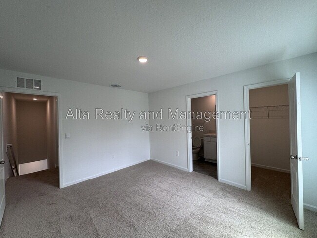 Building Photo - 39 Tidal Bch Ave
