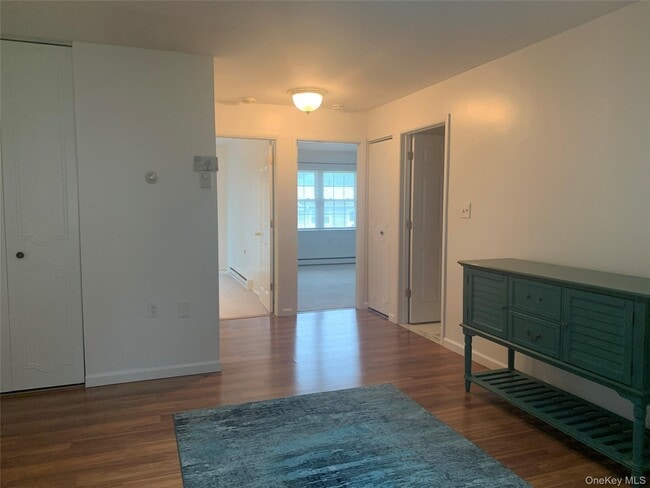 Building Photo - 273 Berwick Ct