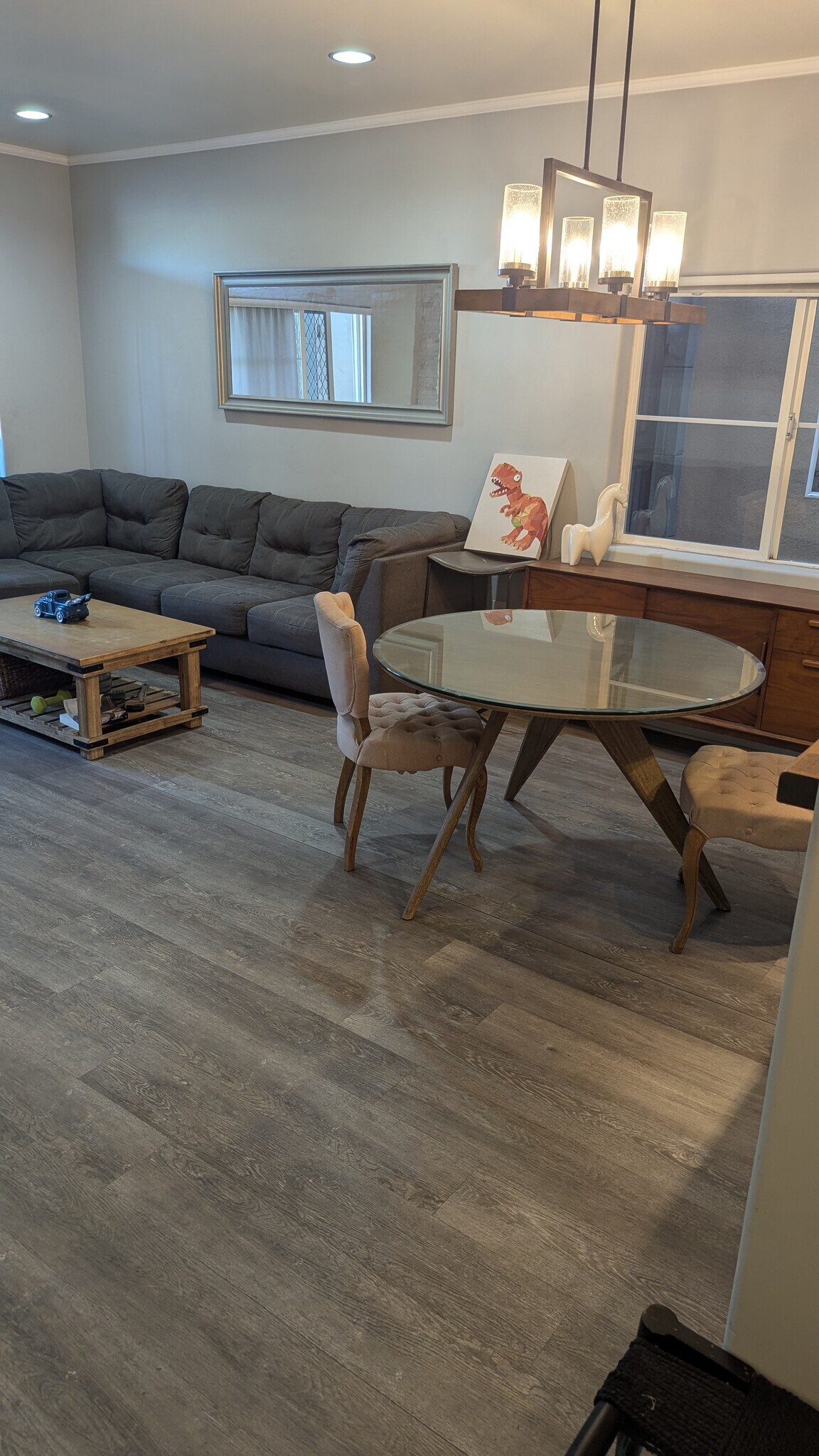 Building Photo - 3990 Centre St