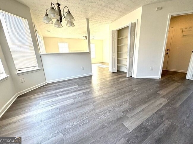 Building Photo - 1730 Bennett Dr