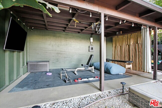 Building Photo - 8343 W Sunset Blvd