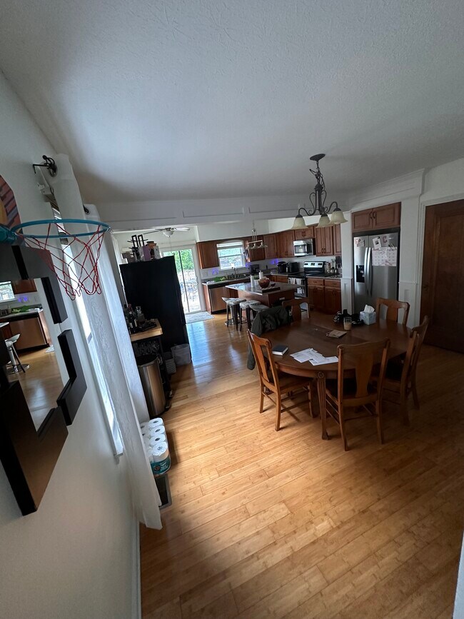 Kitchen/Dining Room - 1420 Meadow Rd