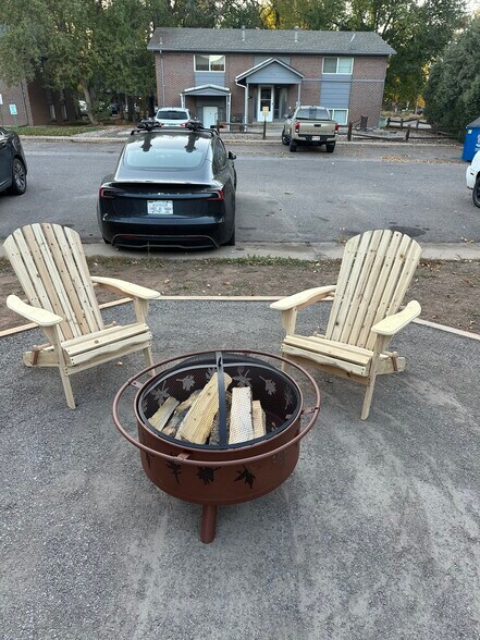 Building Photo - 926 James Ct