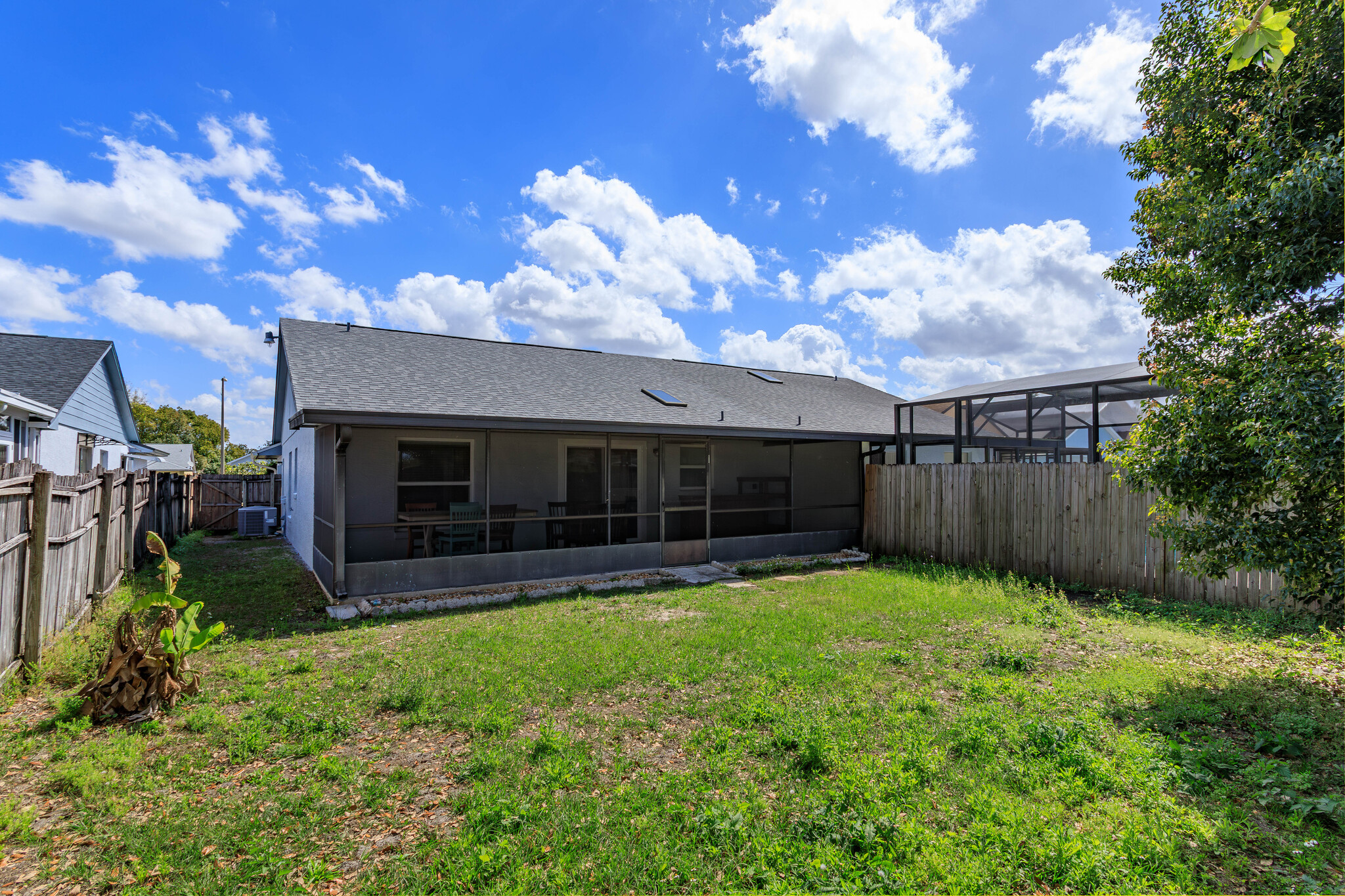 Building Photo - 2456 Olive Branch Way