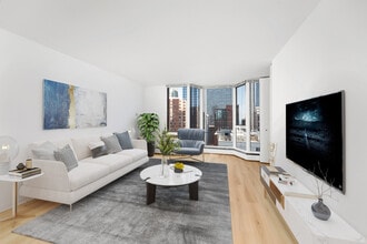 1-BR/1BA Living Area - 55 W. Chestnut