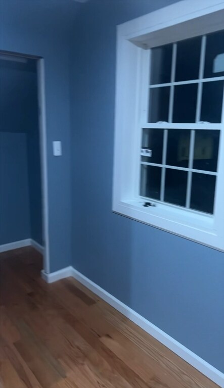 Building Photo - 296 Revere St