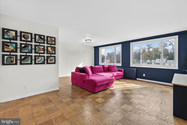 Building Photo - 1900 Lyttonsville Rd