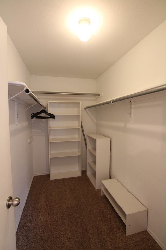 Building Photo - Coming Soon! 3 Bedroom 2 Bathroom Home in ...