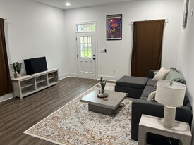 Building Photo - 3513 Saint Anthony Ave