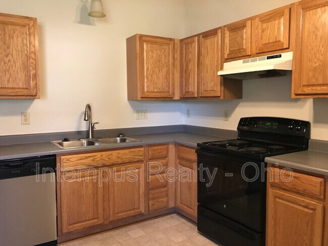 Building Photo - 129 Lofton Cir