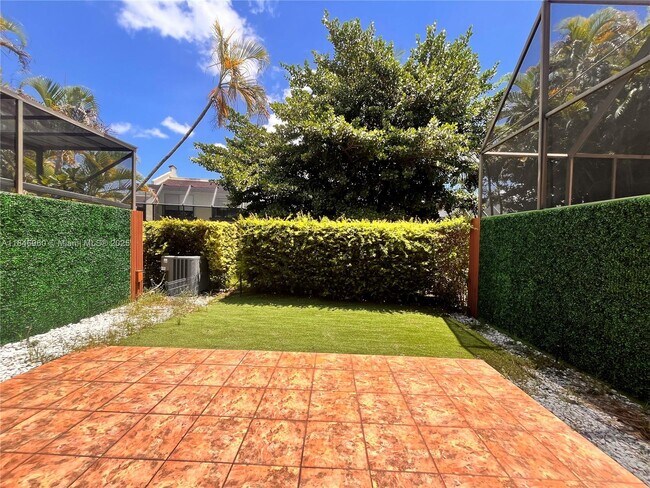 Building Photo - 9809 Costa Del Sol Blvd