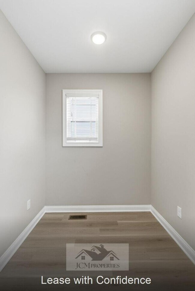 Building Photo - 120 Lambert Fld