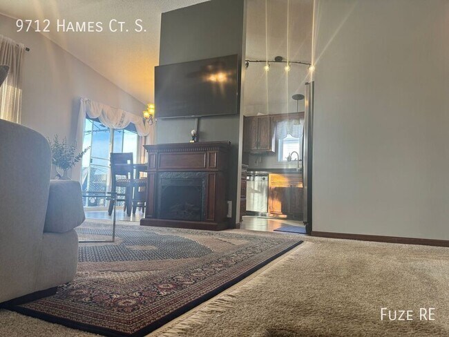 Building Photo - 9712 Hames Ct S