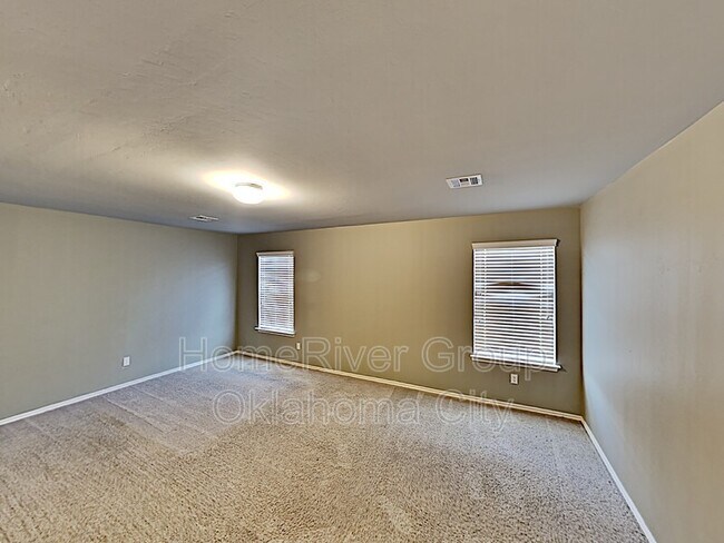 Building Photo - 2416 Canyon Creek Dr