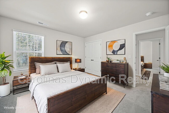 Building Photo - 3200 Polk and White Rd