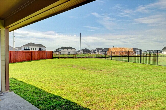 Building Photo - 9230 Mission Arbor Ln