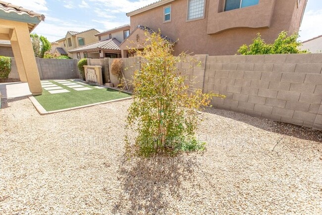 Building Photo - 1701 W Flamingo Dr