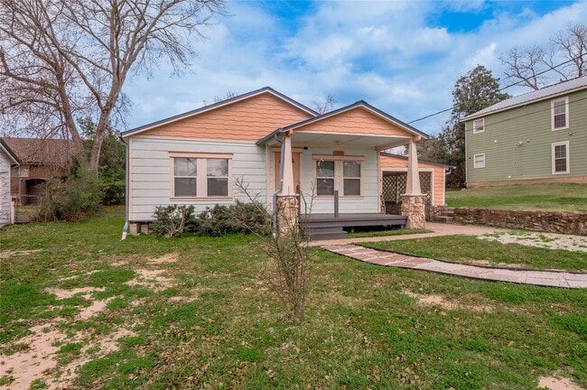 Building Photo - 1306 22nd St