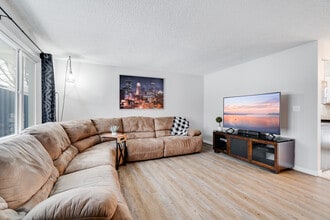 Building Photo - 414 Belle Aire Dr