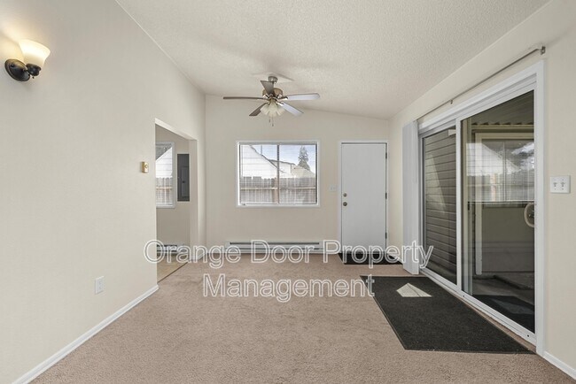 Building Photo - 834 S 72nd St
