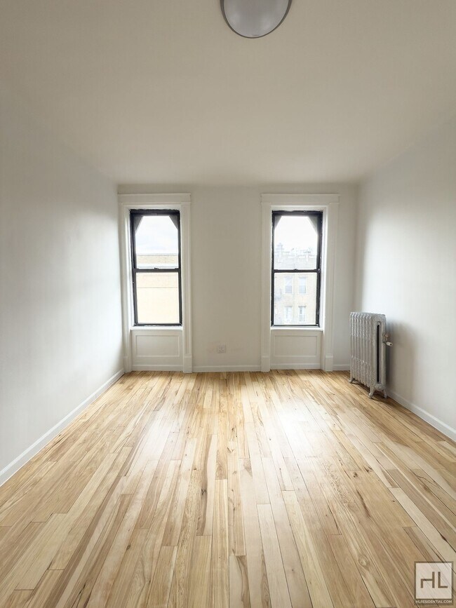 Building Photo - NOSTRAND AVENUE / Renovated 3-bed, 1-bath ...