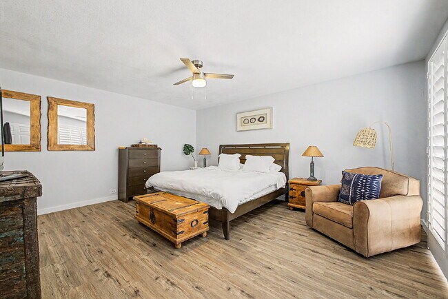 Building Photo - Furnished Luxury Condo in Guard-Gated Casa Del Monte | Prime Old Town Scottsdale Location