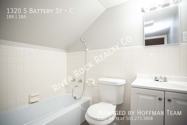 Building Photo - 1320 S Battery St
