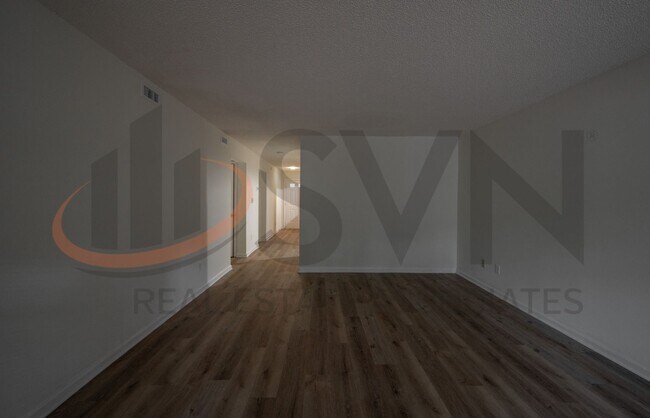 Building Photo - Spacious 2BR, 2BA Condo in Desirable Chapel Hill Community