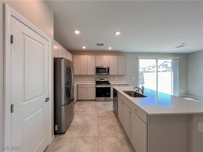 Building Photo - 7621 Mojave Wind Ave