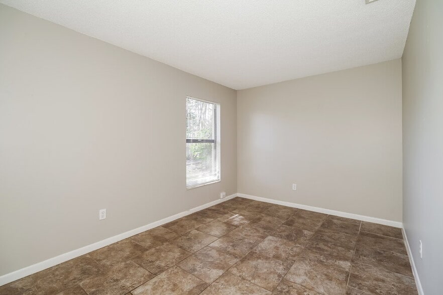 Building Photo - 225 Bayhead Dr