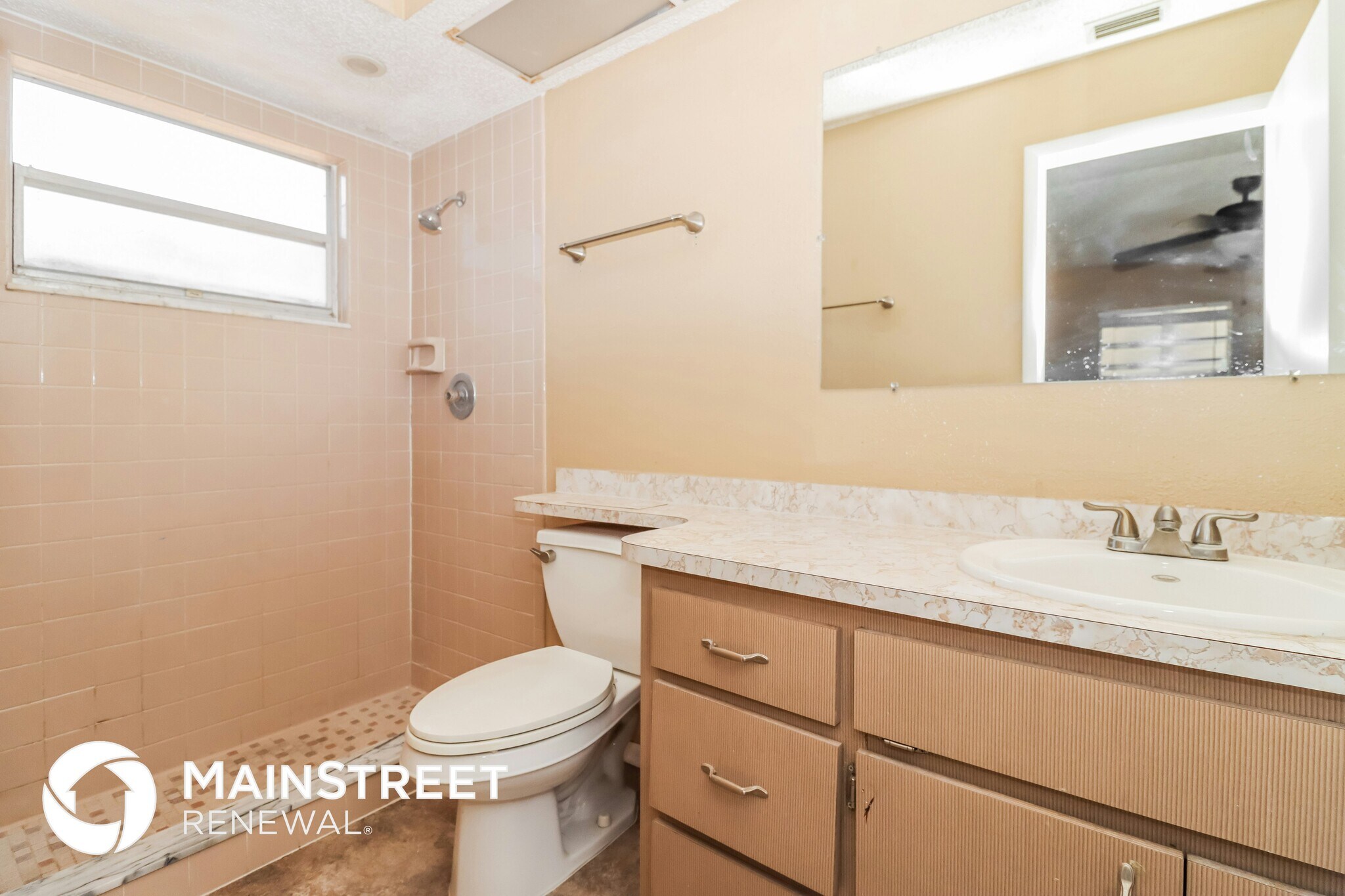 Building Photo - 11082 Lightwood St