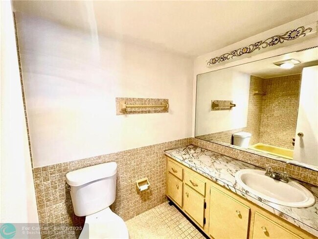 Building Photo - 2061 NW 47th Terrace