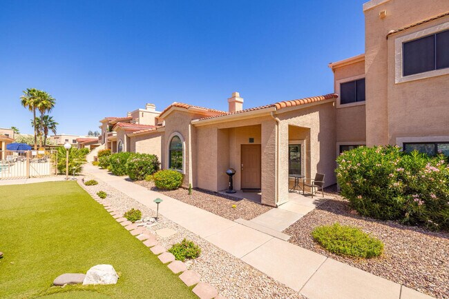 Building Photo - 16357 E Arrow Dr