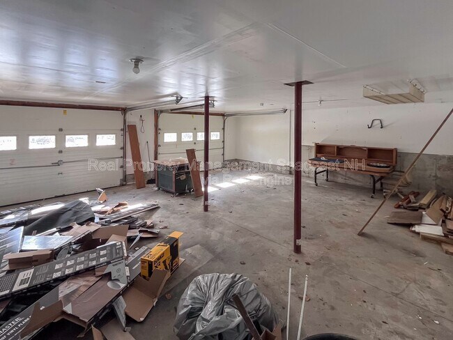 Building Photo - 43 Adams Way