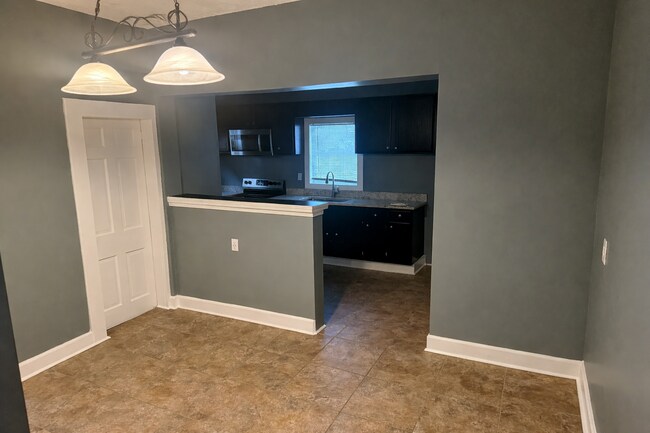 Building Photo - 750 Udell St